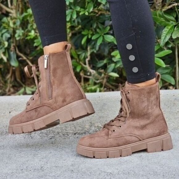 Womens Suede Nude Combat Ankle Boots Lace Up‎ Heeled - Picture 1 of 5